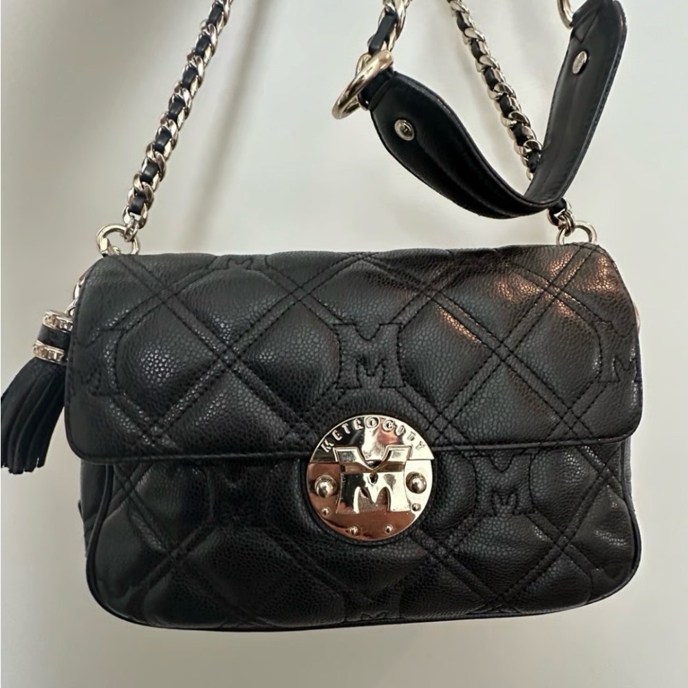 Metro City Black Quilted Leather Shoulder Bag